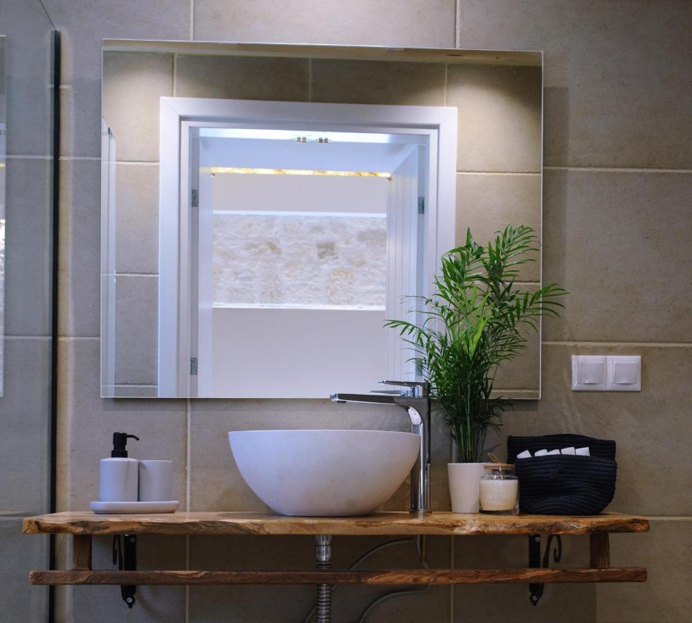 Estia - Private Jacuzzi Next To The *